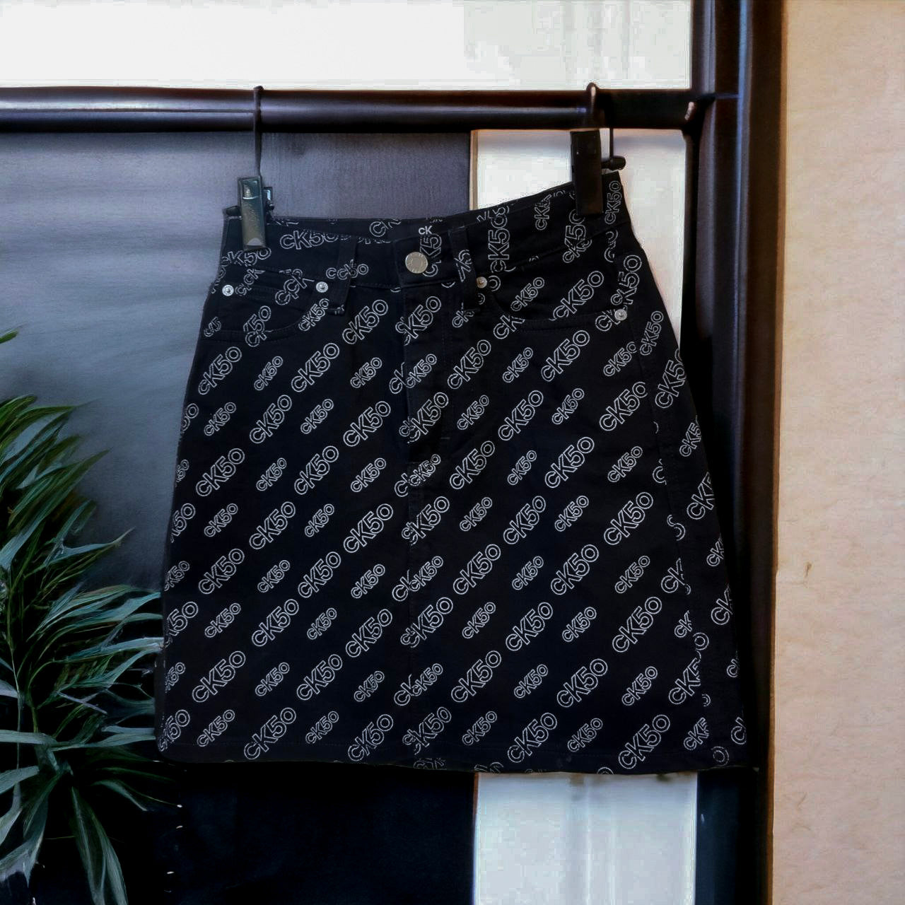 Calvin Klein Vintage Crna Kratka Suknja