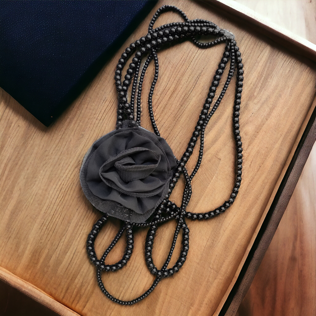 Vintage Beaded Necklace / Vintage Ogrlica