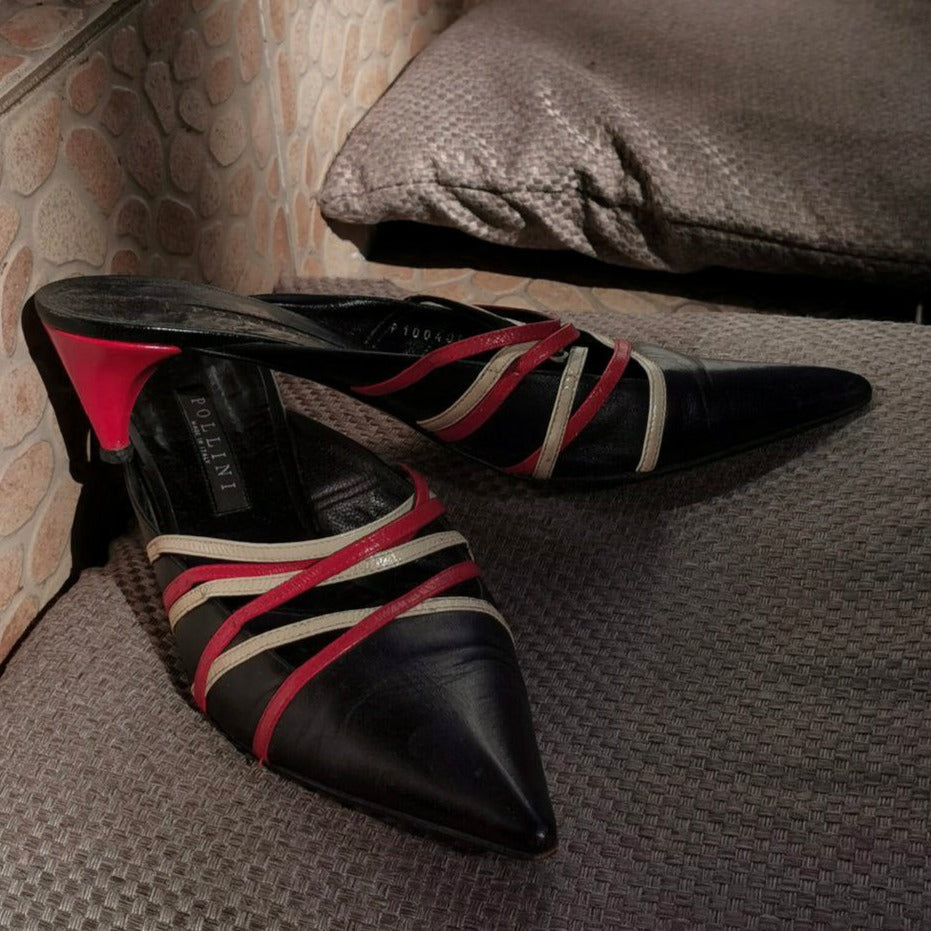 Pollini Vintage Black Leather Shoes / Pollini Vintidž Crne Kožne Cipele