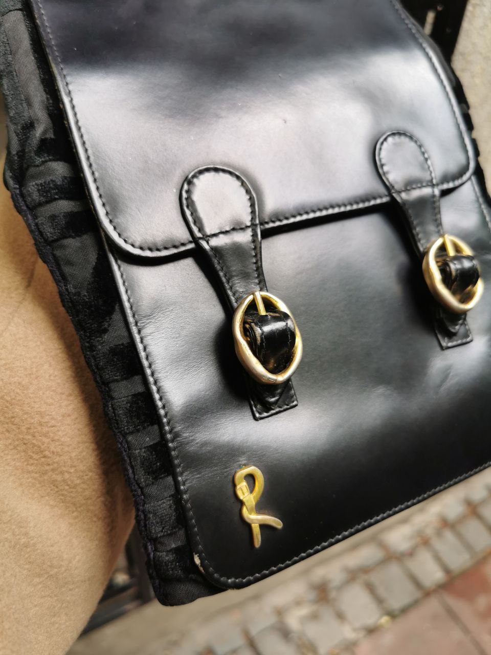 Roberta Di Camerino Black Leather Vintage Bag / Roberta Di Camerino Kožna Crna Vintage Tašna
