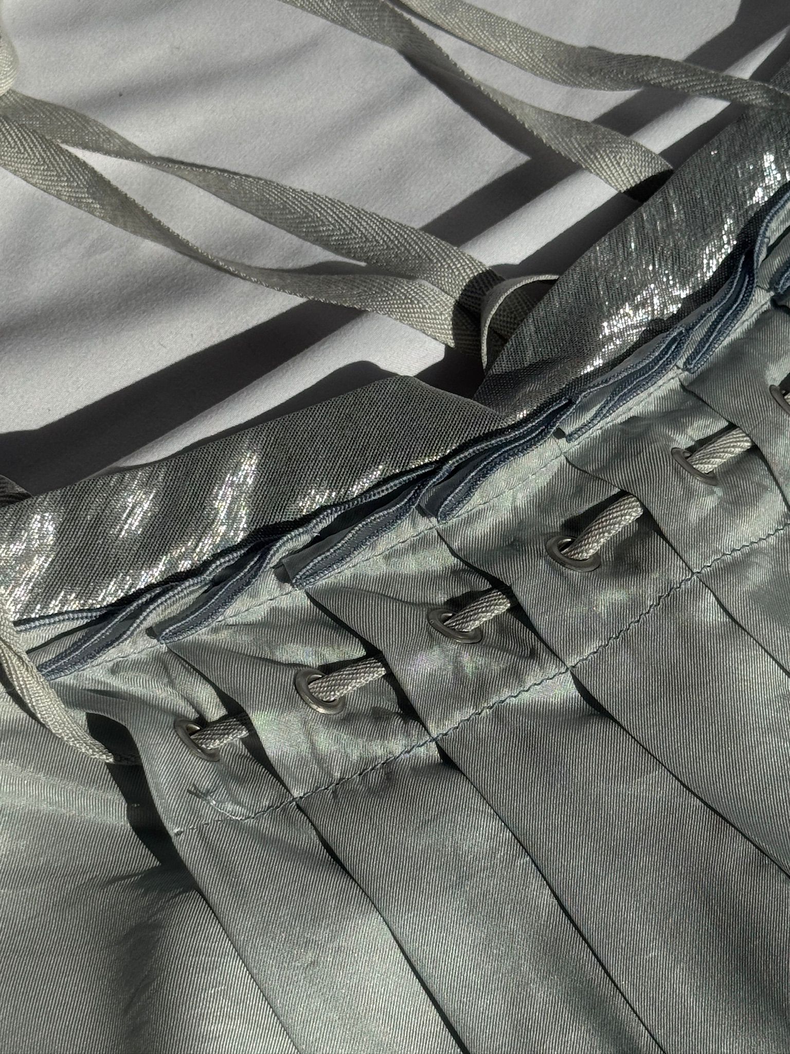 Vintage Prada svetlo-plava suknja