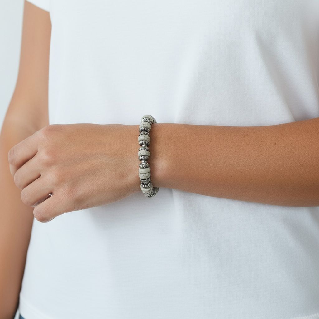 Narukvica lokalne dizajnerke Manje Zeremski