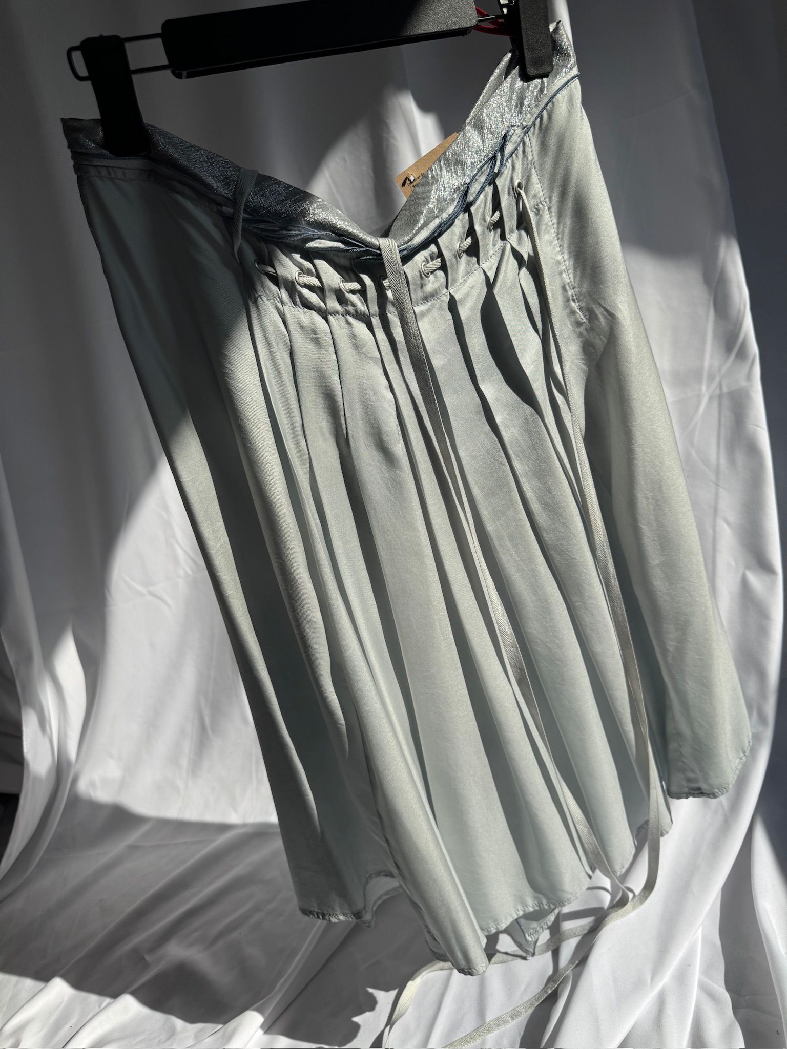 Vintage Prada svetlo-plava suknja