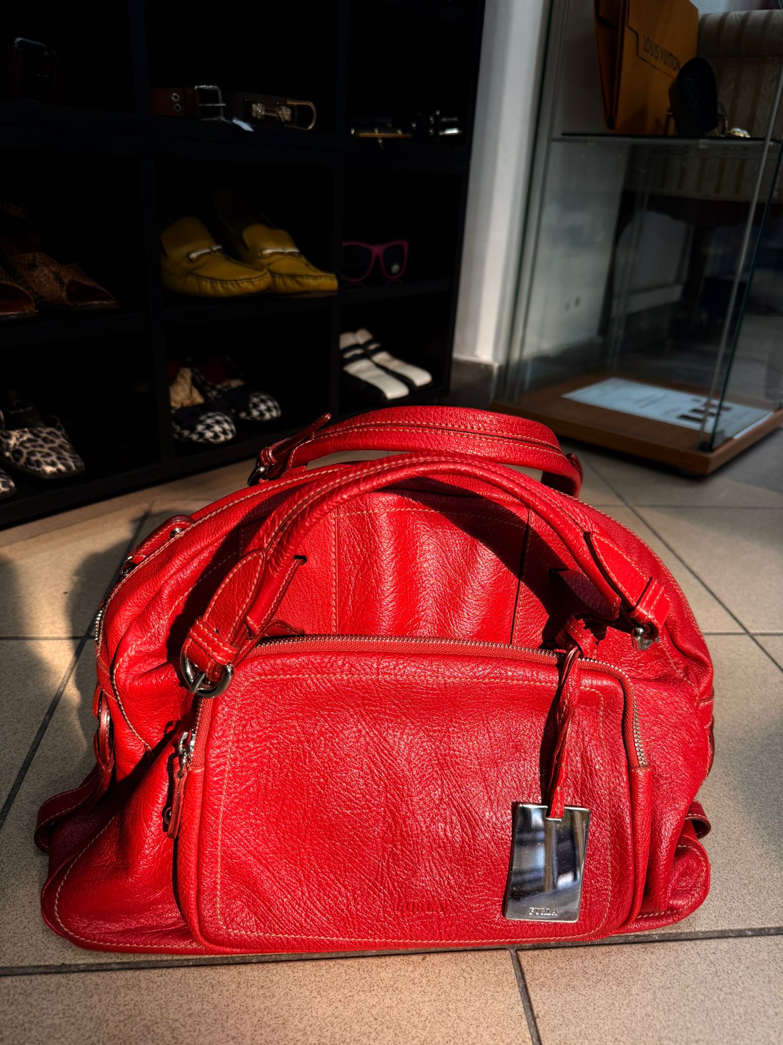 Vintage Furla kožna tašna crvene boje