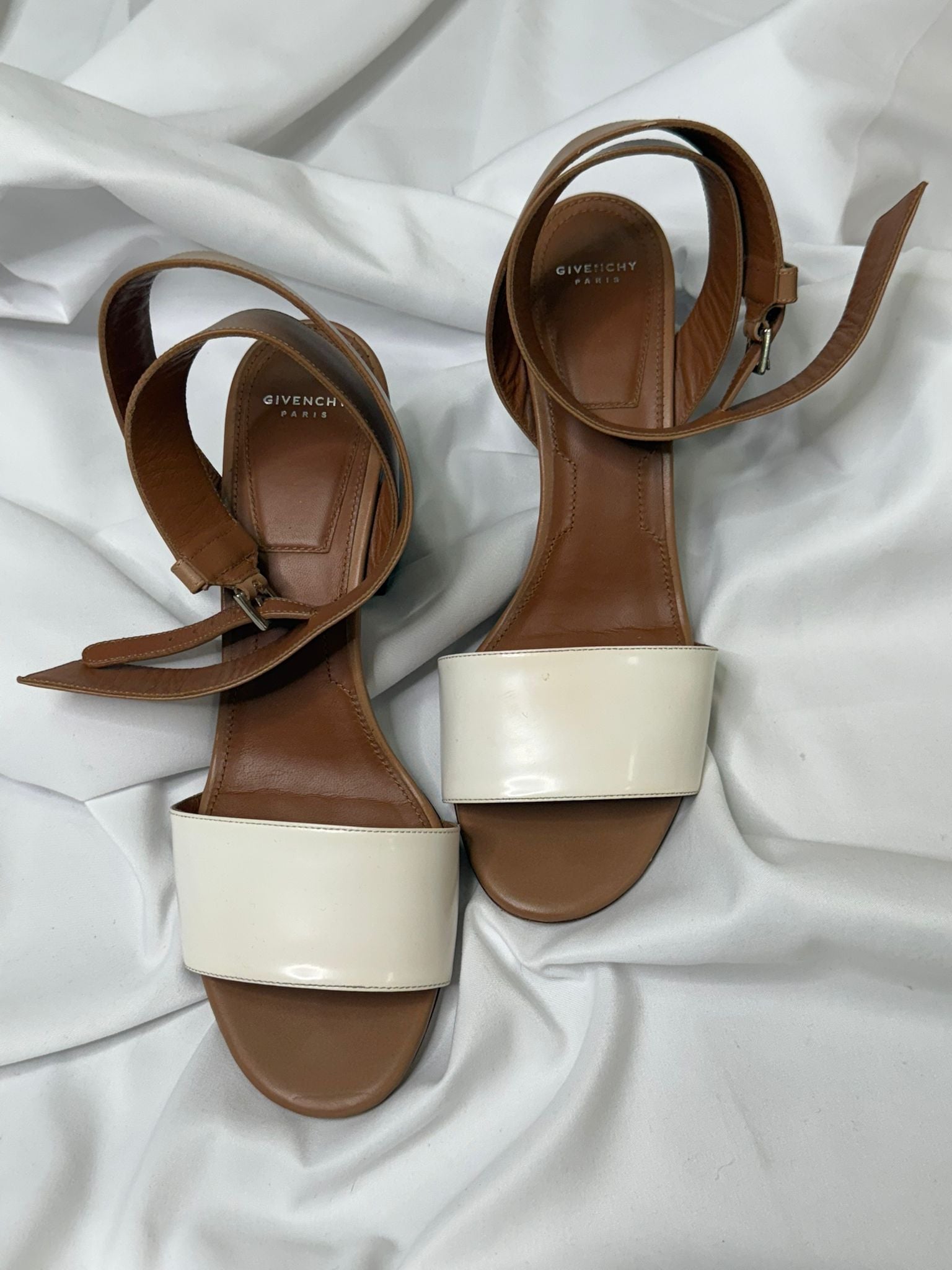 Givenchy kožne sandale braon-bež boje